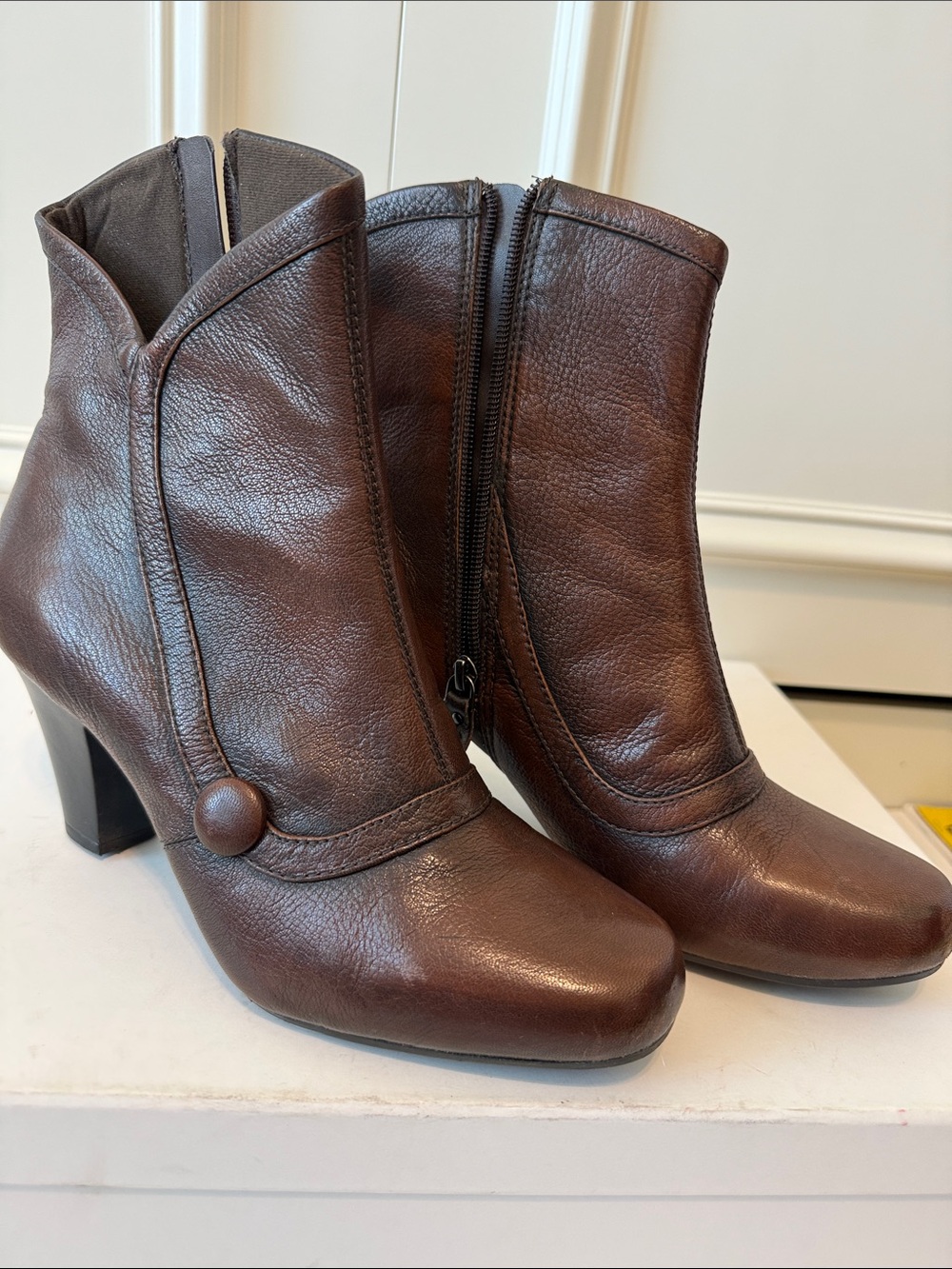Women’s Clark’s Brown Ruby Glimmer Leather Ankle Boots - Classic Zip Heel